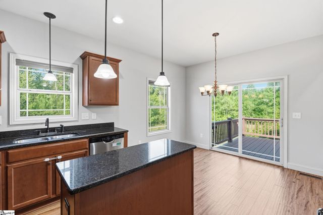 31 Caperton Way, Greer, SC 29651