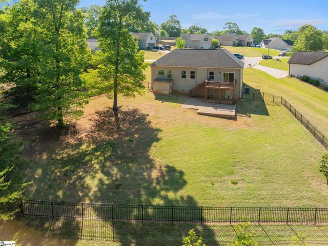 31 Caperton Way, Greer, SC 29651