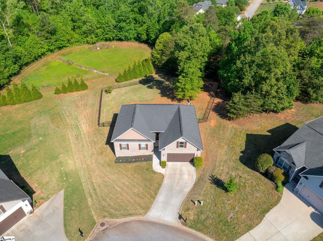 31 Caperton Way, Greer, SC 29651