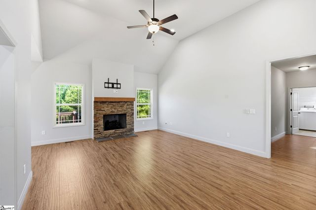 31 Caperton Way, Greer, SC 29651