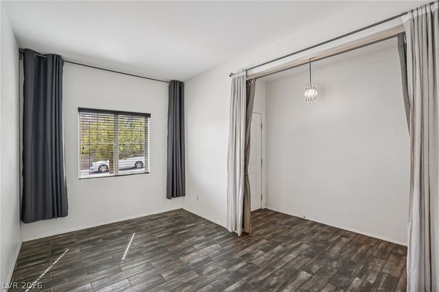 10612 Capitol Peak Avenue, Las Vegas, NV 89166