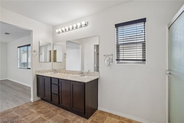 10612 Capitol Peak Avenue, Las Vegas, NV 89166