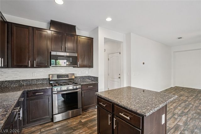 10612 Capitol Peak Avenue, Las Vegas, NV 89166