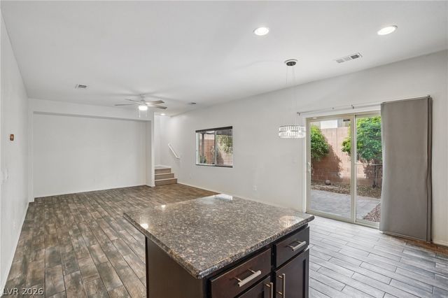 10612 Capitol Peak Avenue, Las Vegas, NV 89166