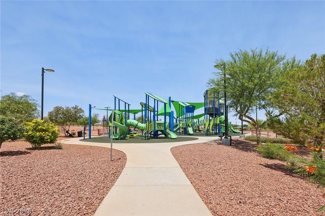 10612 Capitol Peak Avenue, Las Vegas, NV 89166