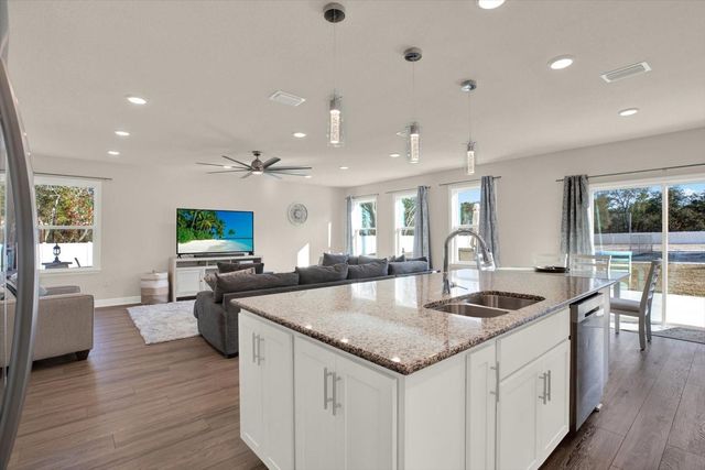 11208 SEATTLE WREN AVENUE, Weeki Wachee, FL 34614