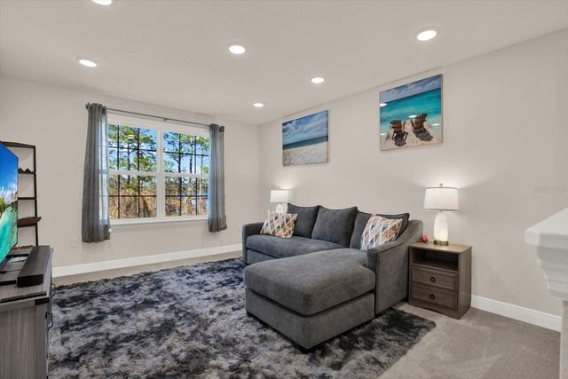 11208 SEATTLE WREN AVENUE, Weeki Wachee, FL 34614