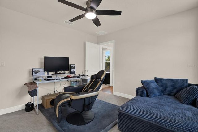 11208 SEATTLE WREN AVENUE, Weeki Wachee, FL 34614