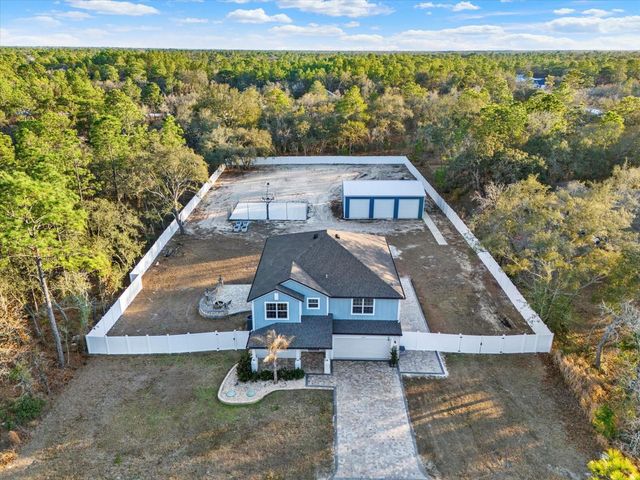 11208 SEATTLE WREN AVENUE, Weeki Wachee, FL 34614