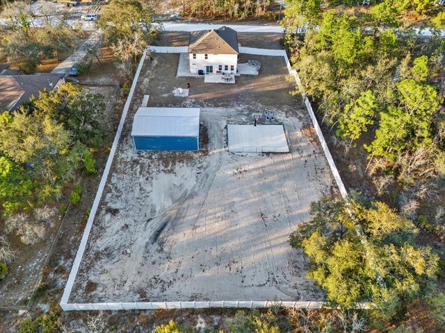 11208 SEATTLE WREN AVENUE, Weeki Wachee, FL 34614