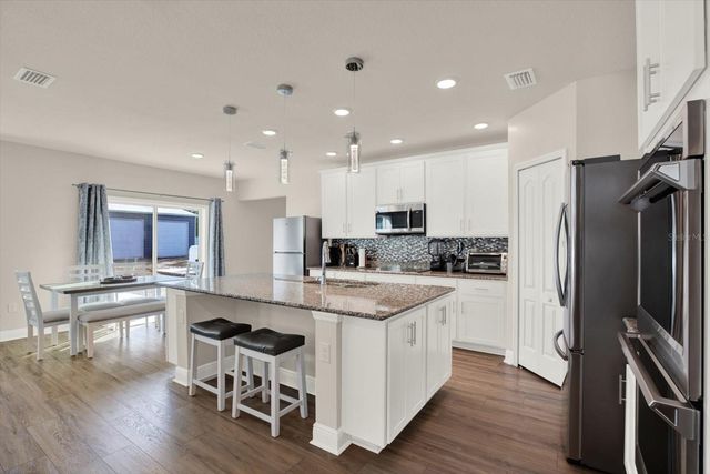 11208 SEATTLE WREN AVENUE, Weeki Wachee, FL 34614