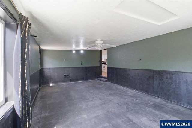 1208 28th Av SE, Albany, OR 97322