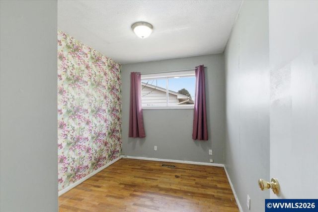 1208 28th Av SE, Albany, OR 97322