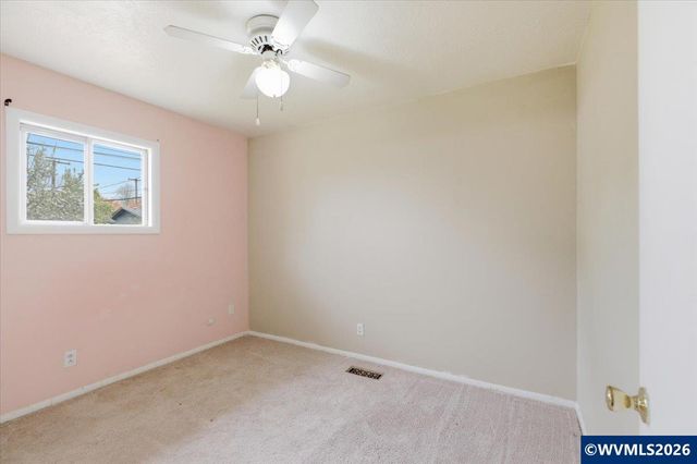 1208 28th Av SE, Albany, OR 97322