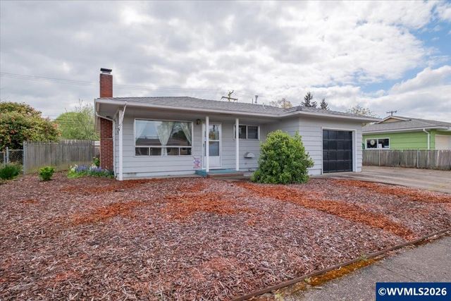 1208 28th Av SE, Albany, OR 97322