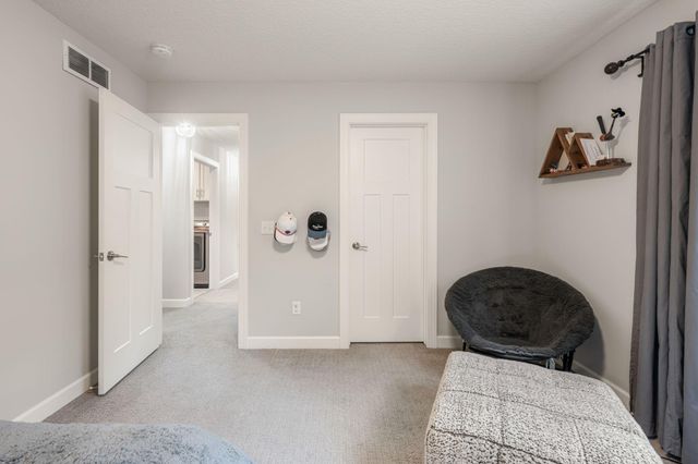 5501 Girard Avenue S, Minneapolis, MN 55419