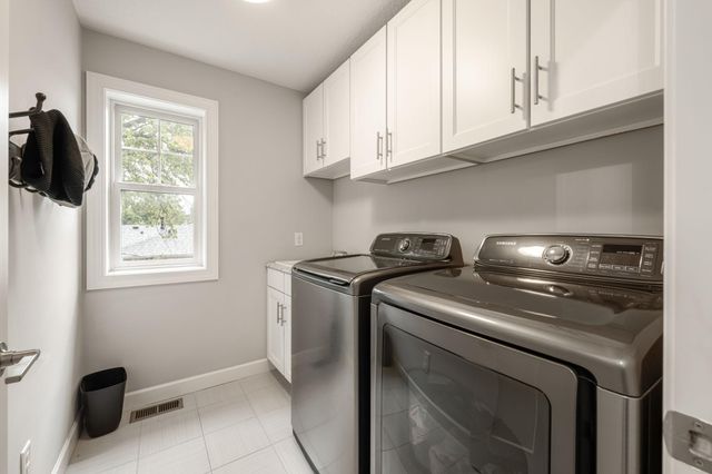 5501 Girard Avenue S, Minneapolis, MN 55419