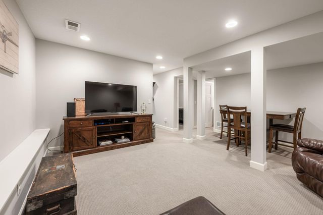 5501 Girard Avenue S, Minneapolis, MN 55419