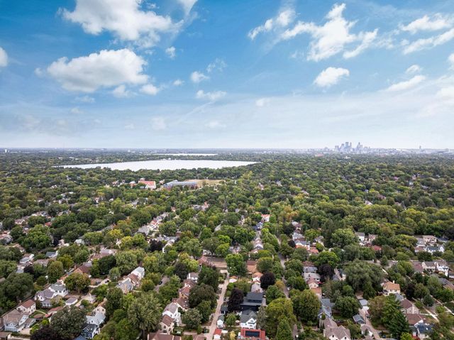 5501 Girard Avenue S, Minneapolis, MN 55419
