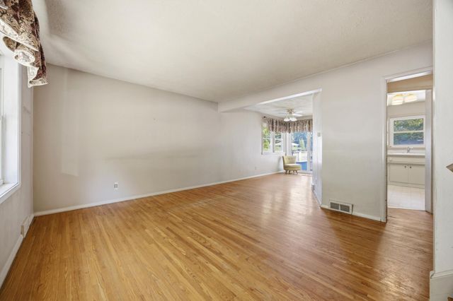 1102 1st Street S, Moorhead, MN 56560