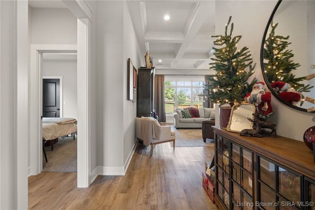 4146 Uhl Drive, Jeffersonville, IN 47130