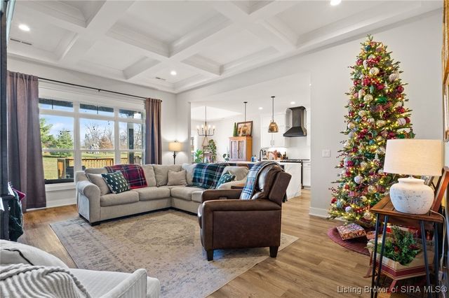 4146 Uhl Drive, Jeffersonville, IN 47130