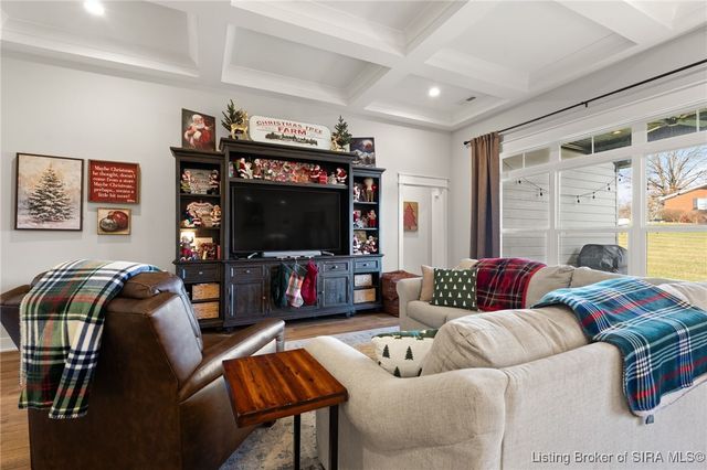 4146 Uhl Drive, Jeffersonville, IN 47130