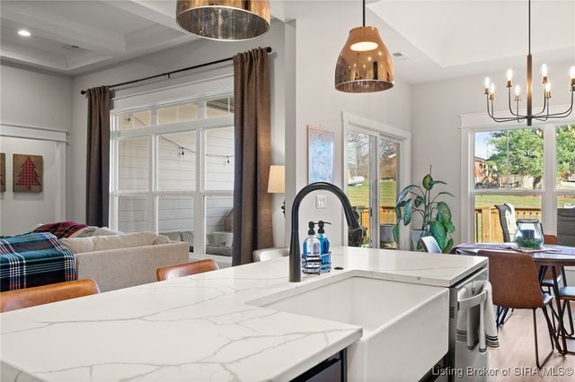 4146 Uhl Drive, Jeffersonville, IN 47130