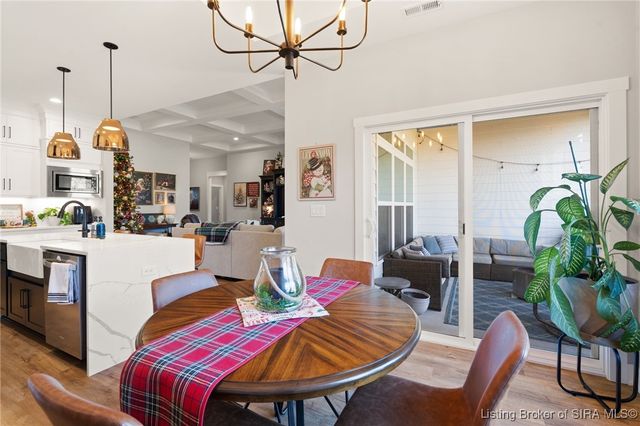 4146 Uhl Drive, Jeffersonville, IN 47130