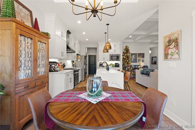 4146 Uhl Drive, Jeffersonville, IN 47130