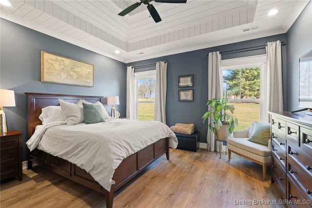 4146 Uhl Drive, Jeffersonville, IN 47130