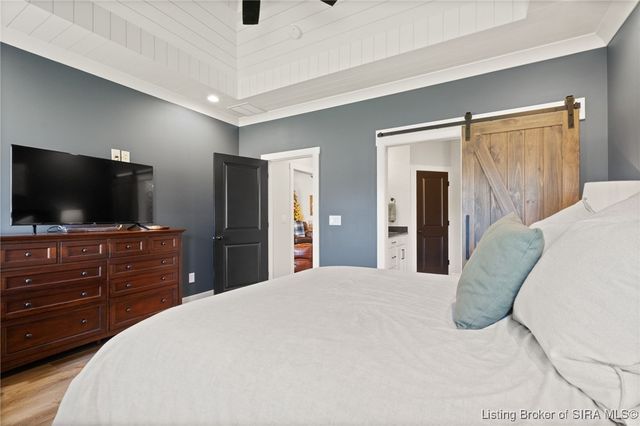 4146 Uhl Drive, Jeffersonville, IN 47130