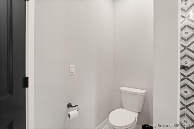 4146 Uhl Drive, Jeffersonville, IN 47130