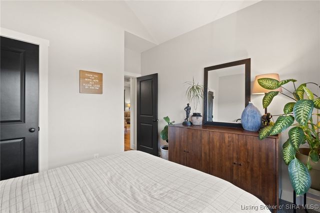 4146 Uhl Drive, Jeffersonville, IN 47130