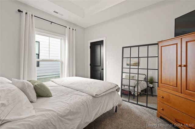 4146 Uhl Drive, Jeffersonville, IN 47130