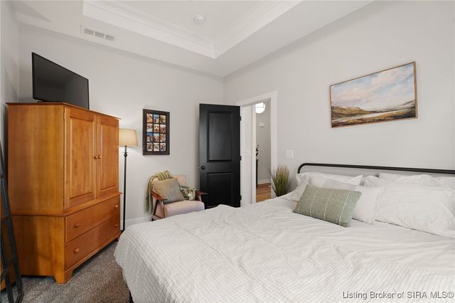 4146 Uhl Drive, Jeffersonville, IN 47130