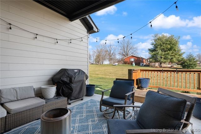 4146 Uhl Drive, Jeffersonville, IN 47130