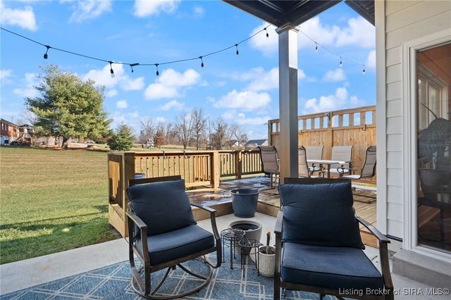 4146 Uhl Drive, Jeffersonville, IN 47130