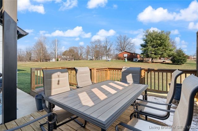 4146 Uhl Drive, Jeffersonville, IN 47130