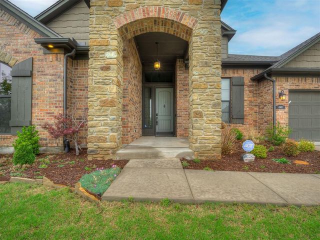 4302 Lorings Circle, Norman, OK 73072