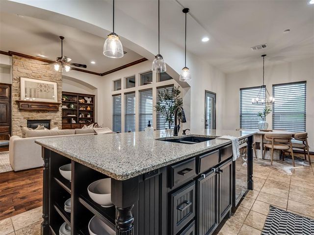 4302 Lorings Circle, Norman, OK 73072