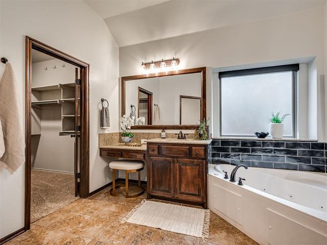 4302 Lorings Circle, Norman, OK 73072