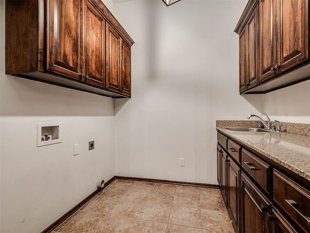 4302 Lorings Circle, Norman, OK 73072