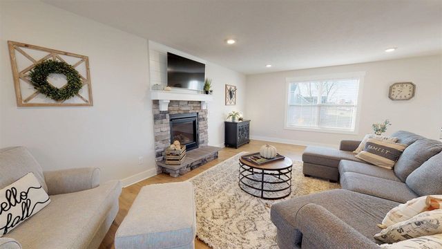 9381 28th Avenue, Jenison, MI 49428