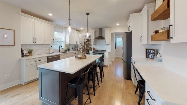 9381 28th Avenue, Jenison, MI 49428