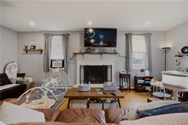 223 Oliphant Lane A, Middletown, RI 02842
