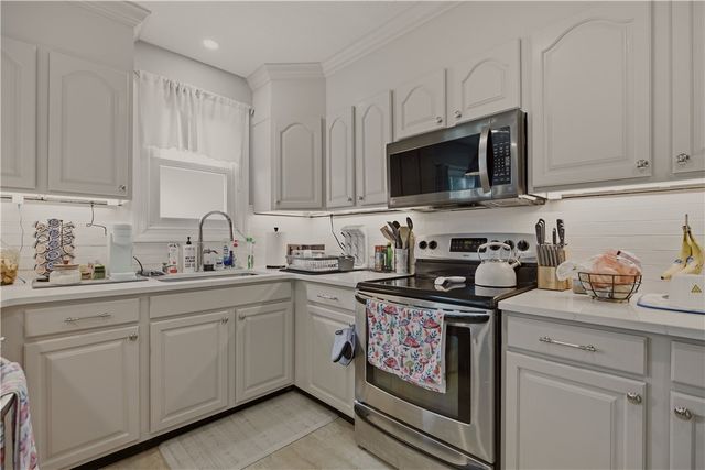 223 Oliphant Lane A, Middletown, RI 02842