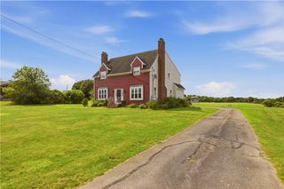223 Oliphant Lane A, Middletown, RI 02842