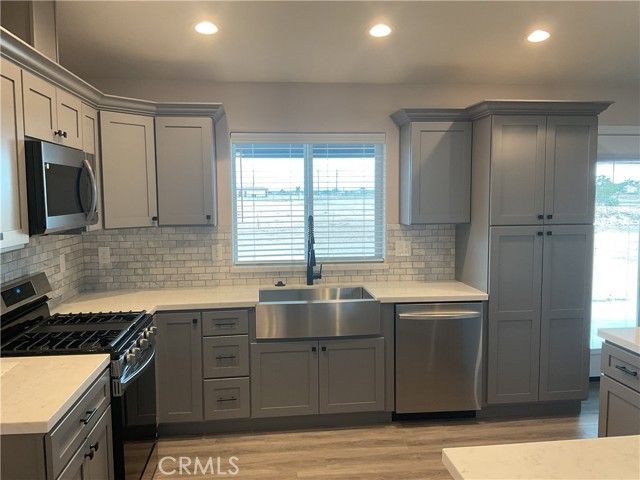 20997 Valencia Street, Apple Valley, CA 92308