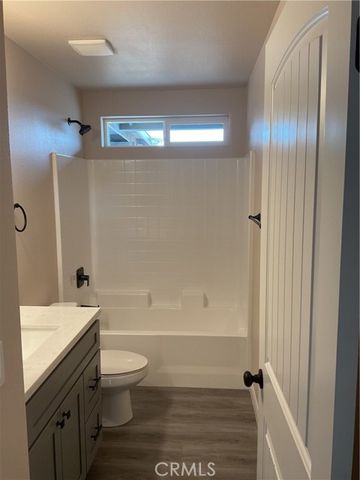 20997 Valencia Street, Apple Valley, CA 92308